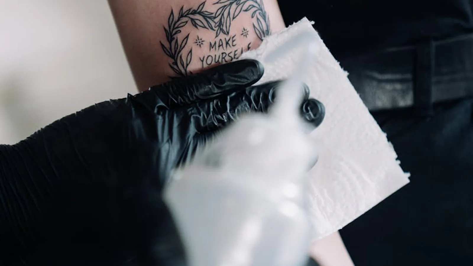 fineline tatuaje envejecimiento fineline tatuaje envejecimiento en Microrealismo vs fineline: diferencias que nadie te cuenta antes de elegir