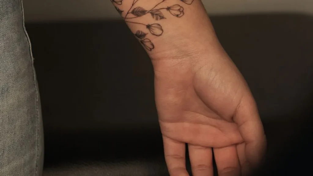 tatuaje en verano: Tatuaje en verano: qué le pasa realmente a tu piel y cómo gestionarlo